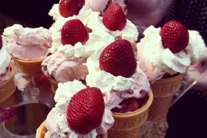 EKKA-PEPPER-PASSPORT-STRAWBERRY-SUNDAE-2